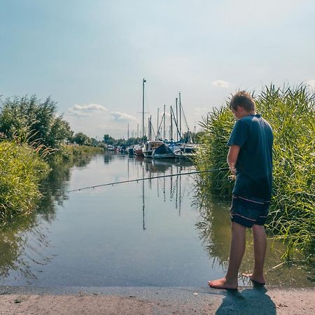 Europarcs De Biesbosch Hotel Willemsdorp Екстериор снимка