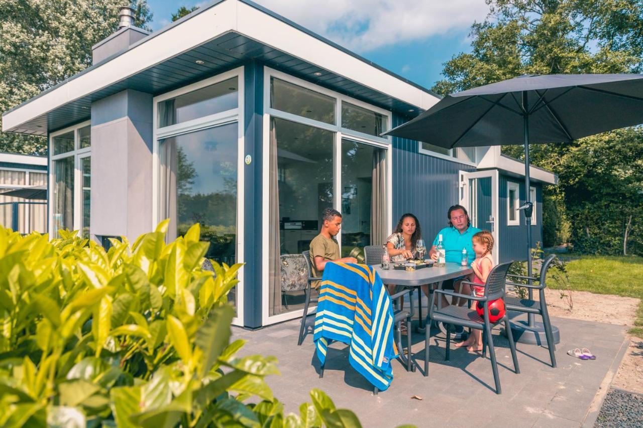 Europarcs De Biesbosch Hotel Willemsdorp Екстериор снимка