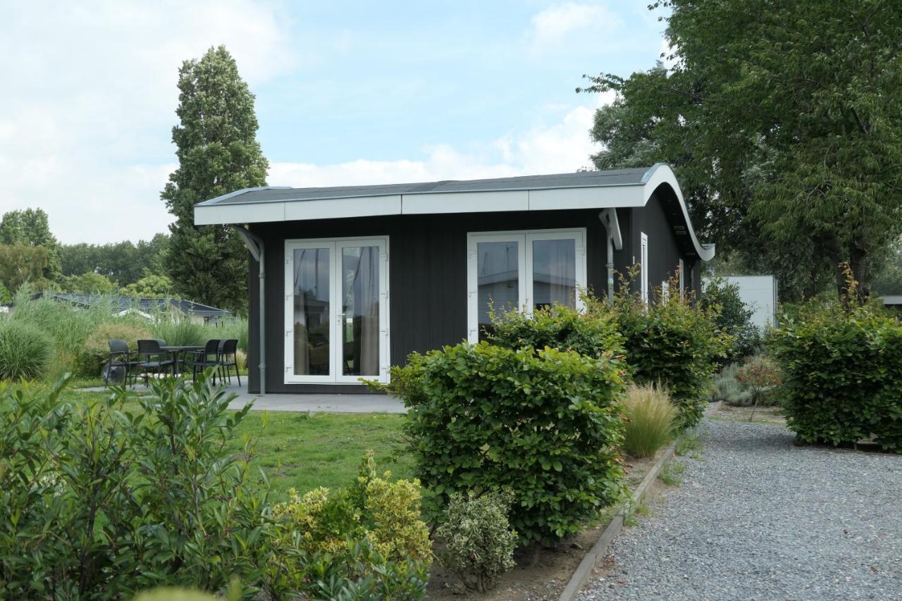 Europarcs De Biesbosch Hotel Willemsdorp Стая снимка