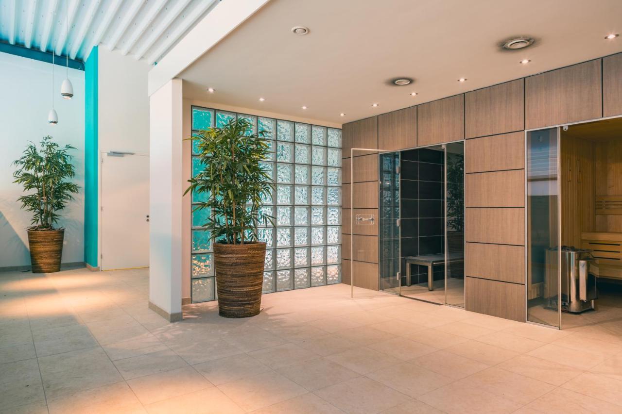 Europarcs De Biesbosch Hotel Willemsdorp Екстериор снимка