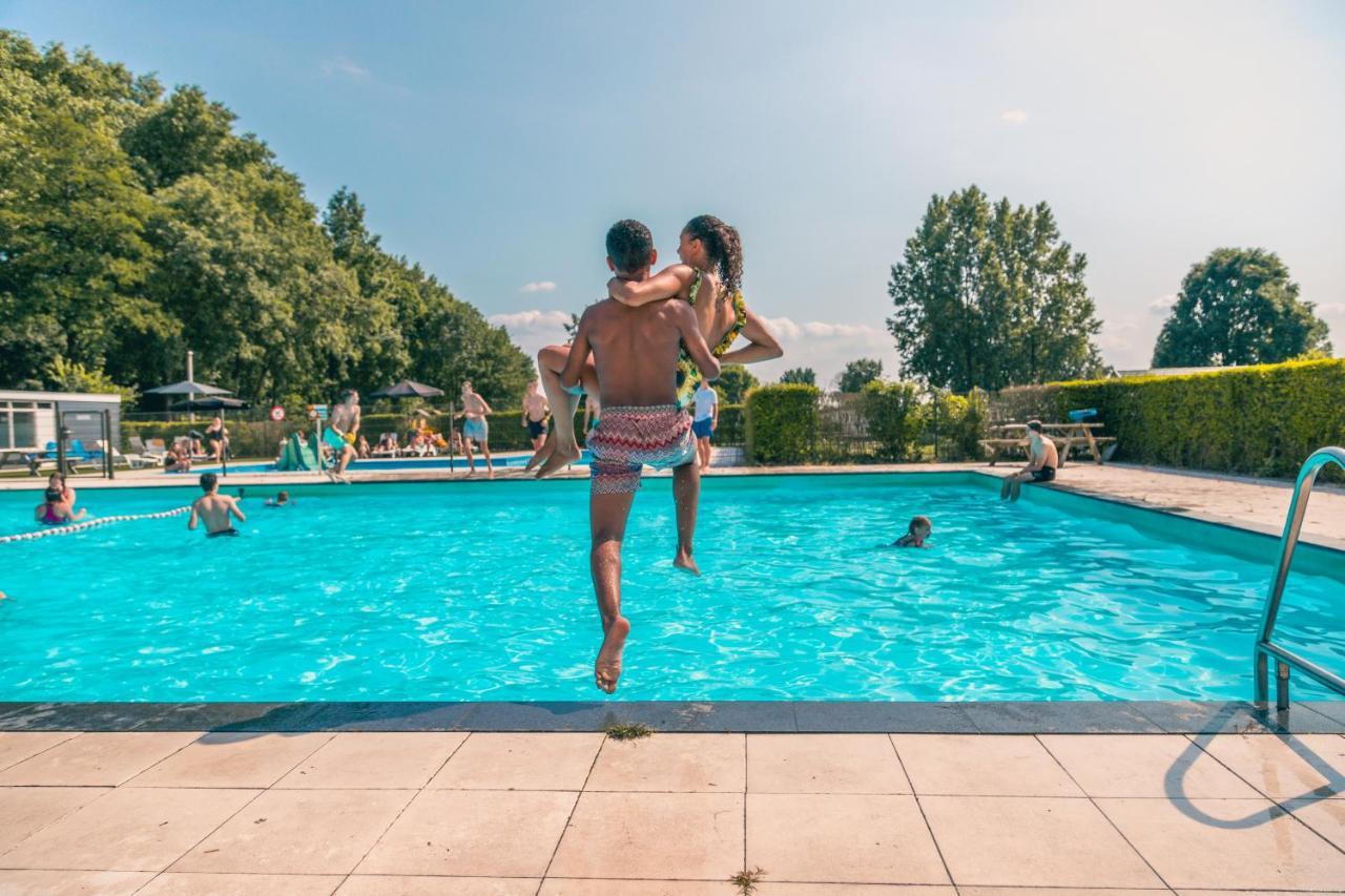 Europarcs De Biesbosch Hotel Willemsdorp Екстериор снимка