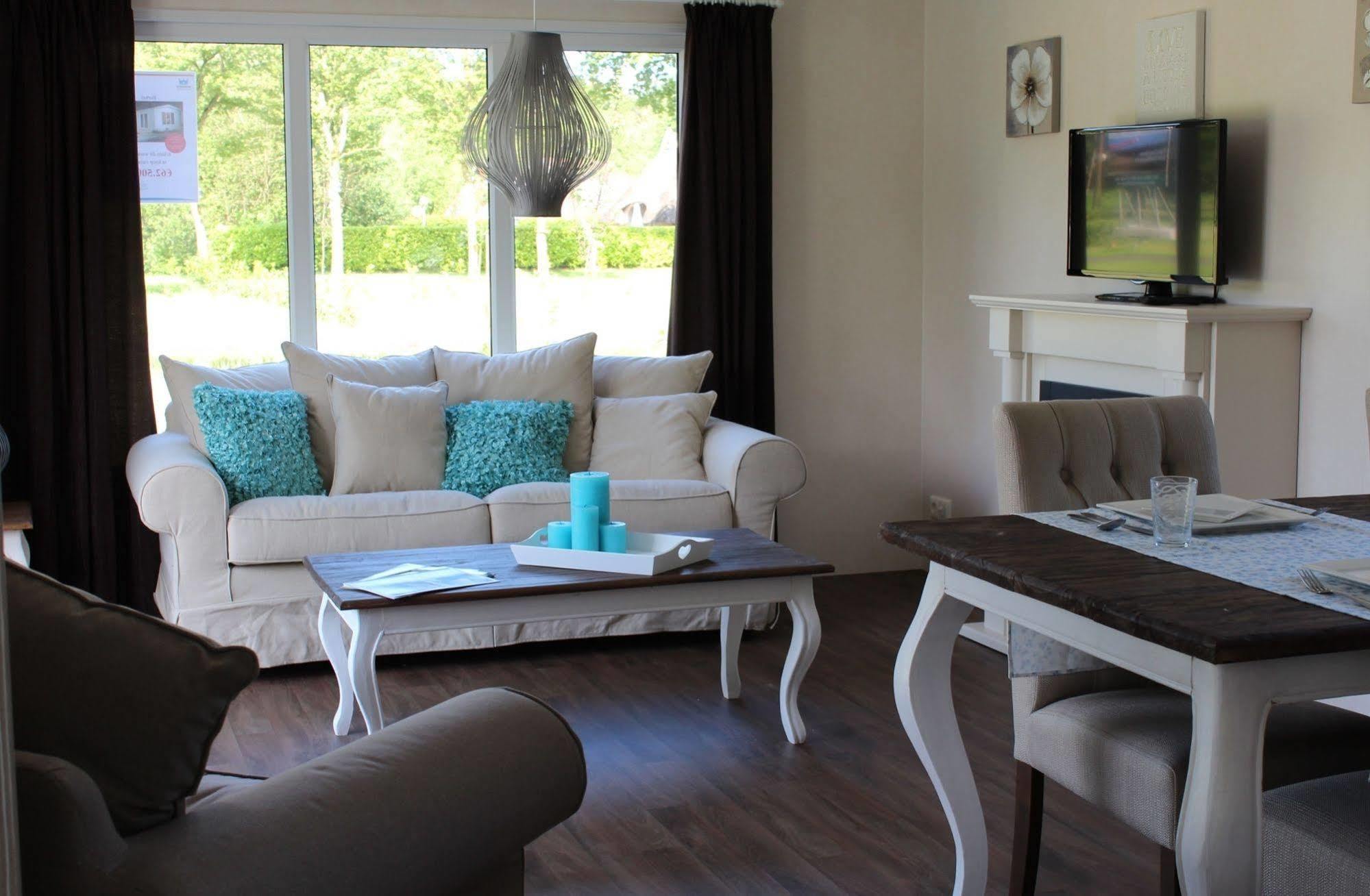 Europarcs De Biesbosch Hotel Willemsdorp Екстериор снимка