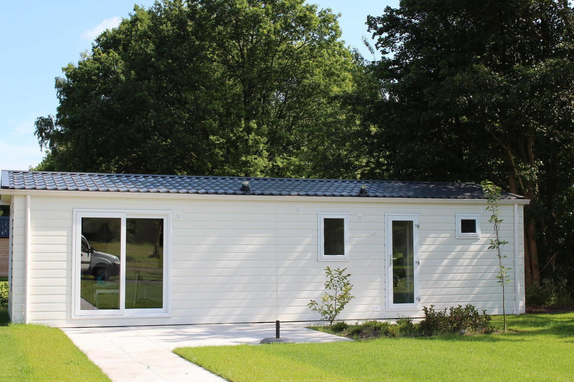 Europarcs De Biesbosch Hotel Willemsdorp Екстериор снимка
